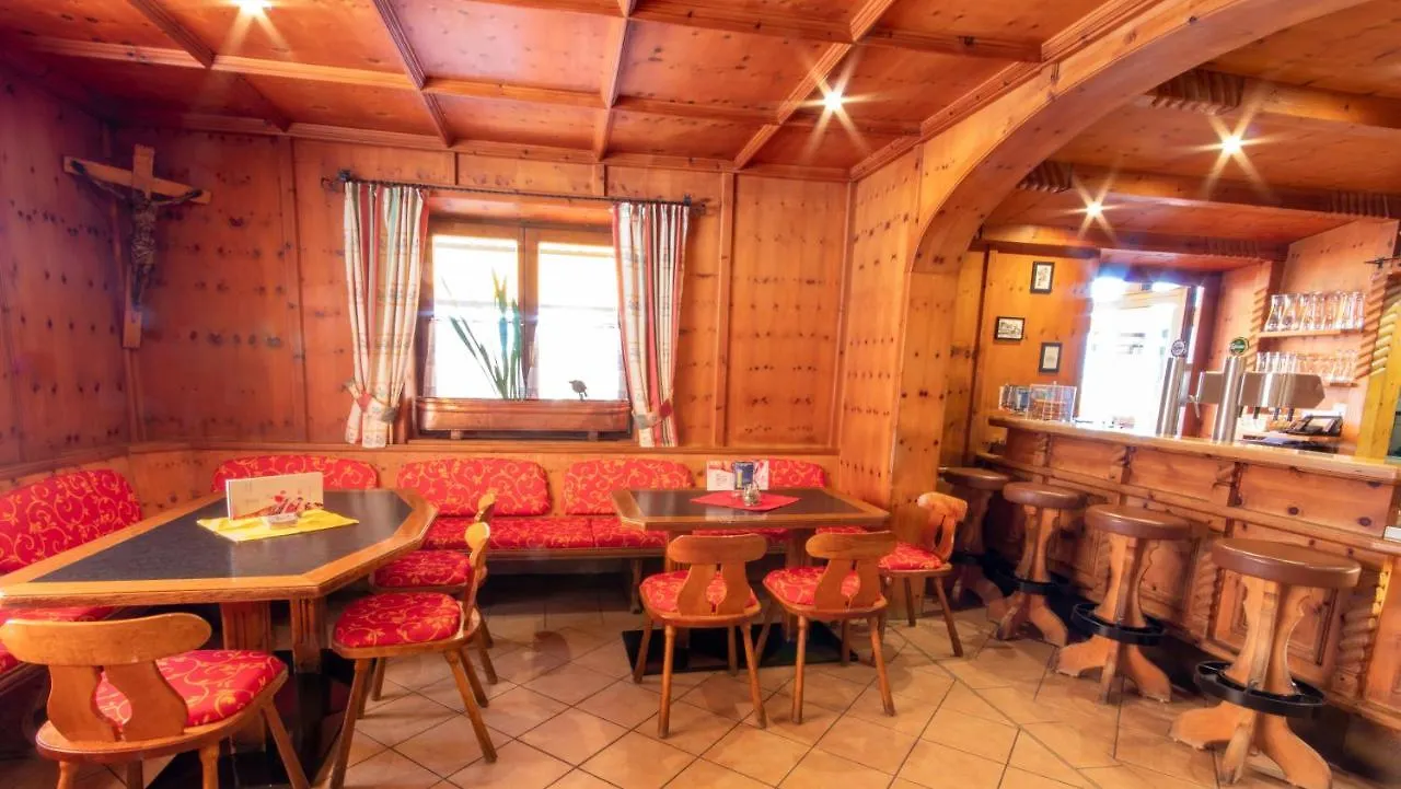 Cafe Pension Alpina Innsbruck Guest house